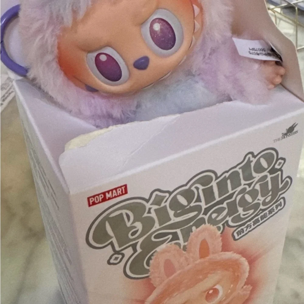 RARE AUTHENTIC Pastel Labubu - Picture 2 of 2